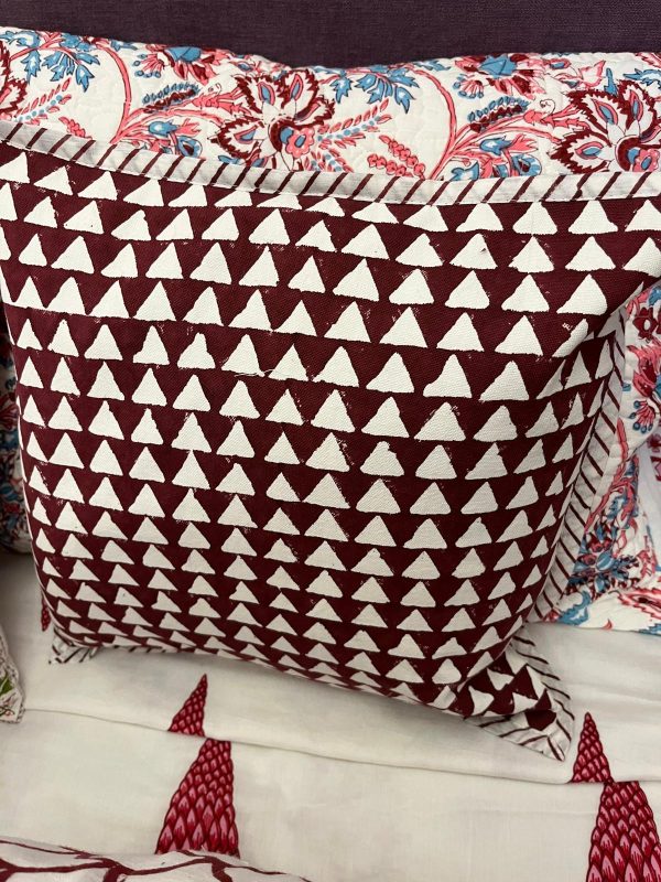 Block print cushion - Purple Triangles