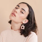 Shell Square Earrings In Pale Salmon Pink - Gold Plated Hooks
