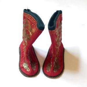Paire de petites bottes chinoises